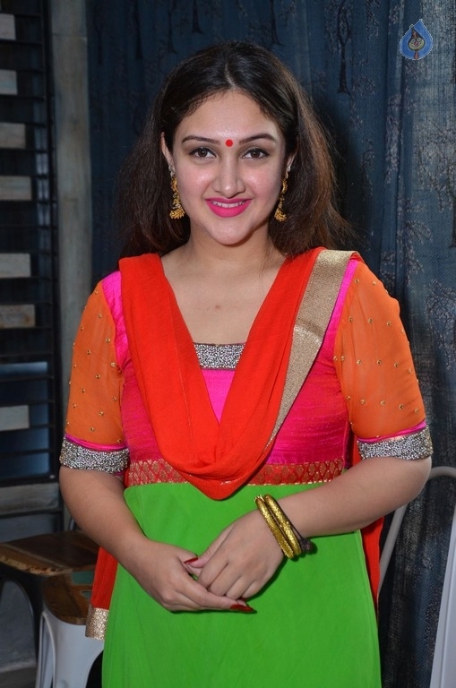 Sridevi Vijaykumar New Pics - 11 / 21 photos