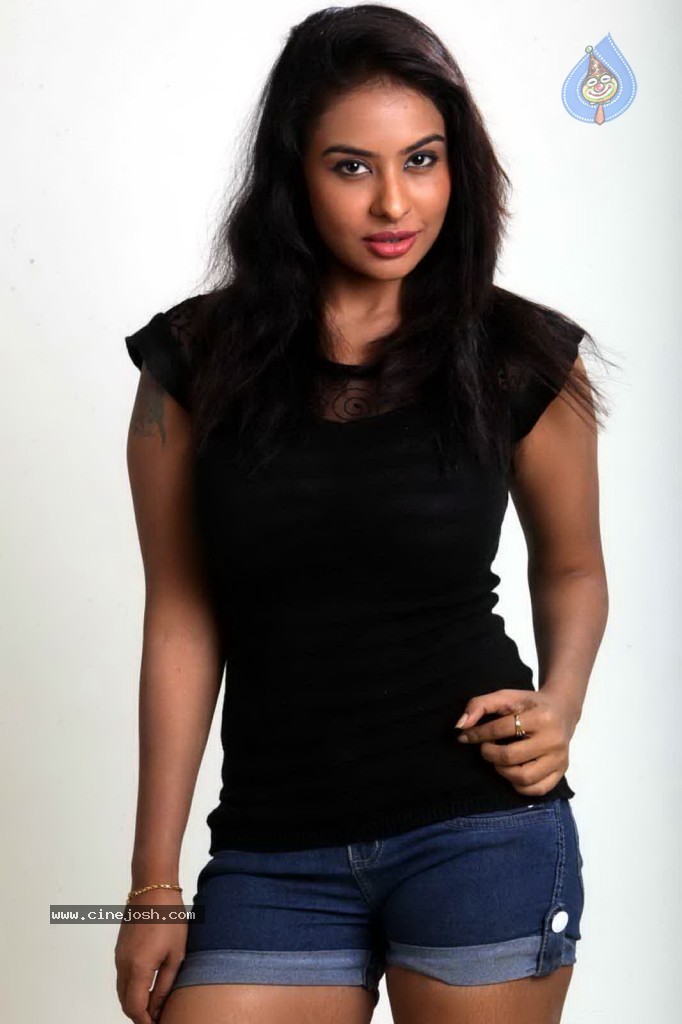 Srilekha New Hot Stills - 36 / 64 photos
