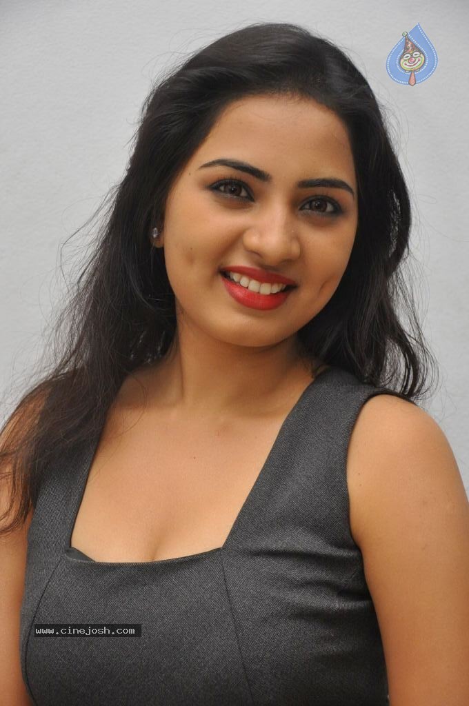 Srushti Hot Stills - 6 / 49 photos