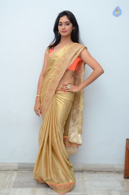 Sruthi Mol Photos - 33 / 34 photos