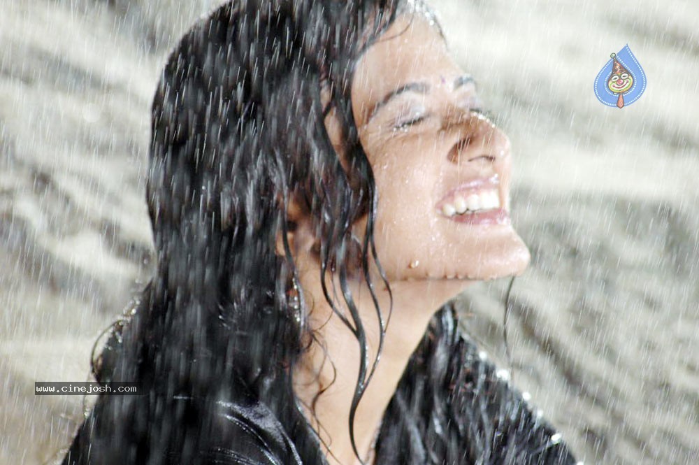 Suhasi In vaade kavali Movie Stills - 97 / 128 photos