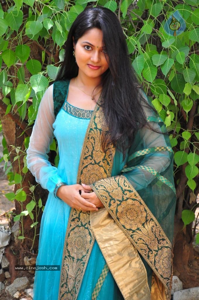 Suhasini New Stills - 55 / 75 photos