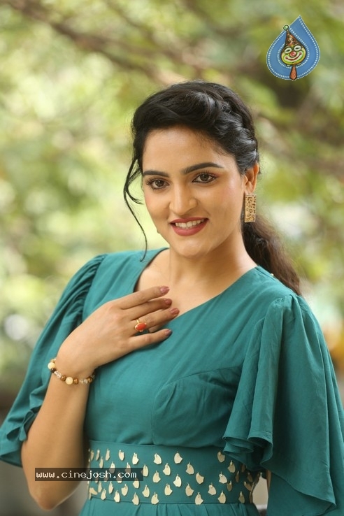 Sukrutha Stills - 20 / 38 photos