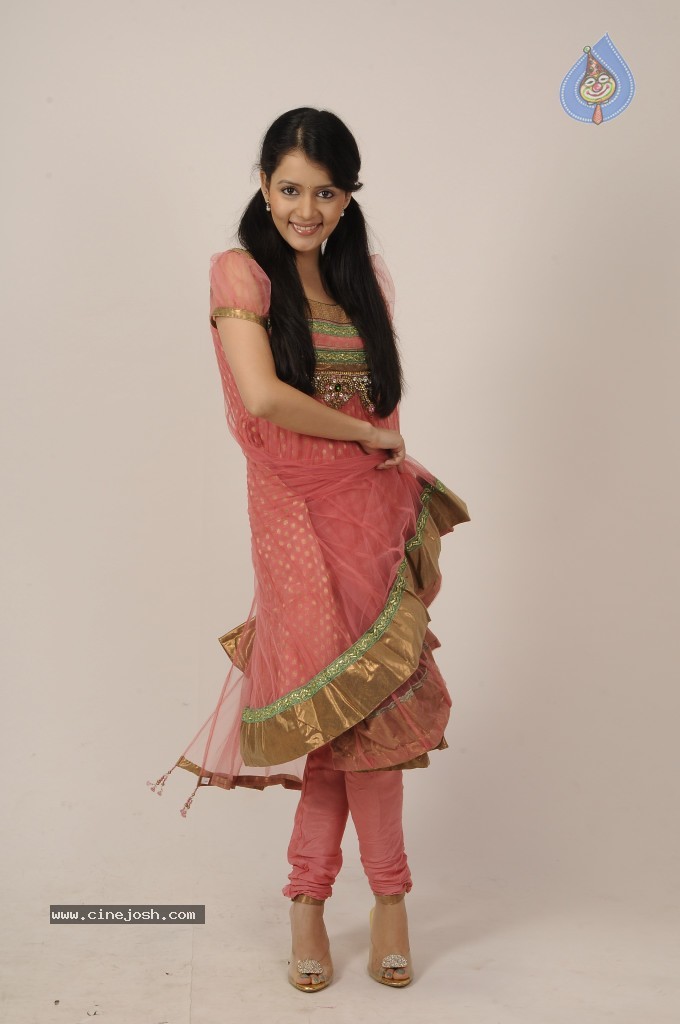 Sulagna New Stills - 4 / 89 photos