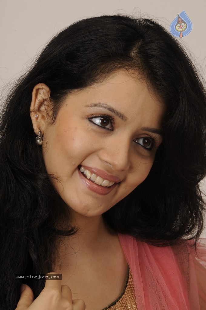 Sulagna New Stills - 58 / 89 photos