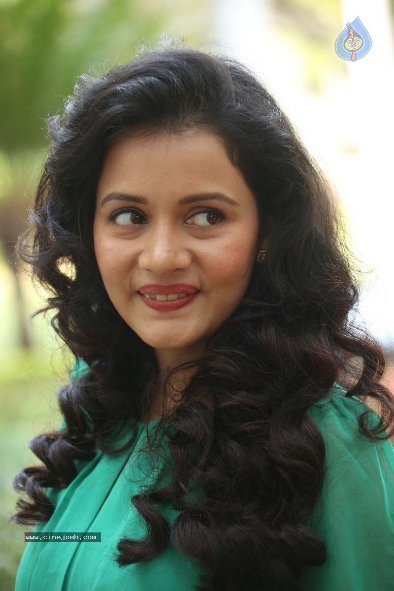 Sulagna Panigrahi Stills - 5 / 123 photos