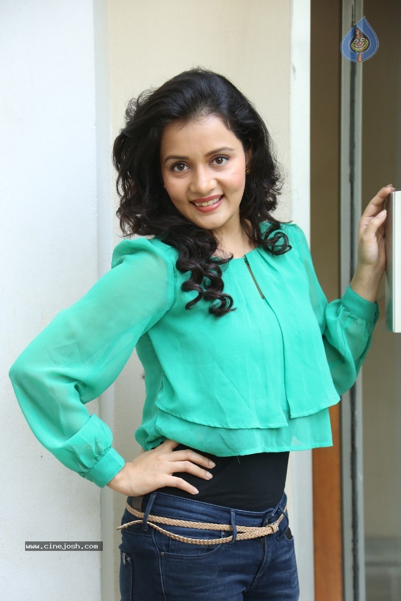 Sulagna Panigrahi Stills - 26 / 123 photos