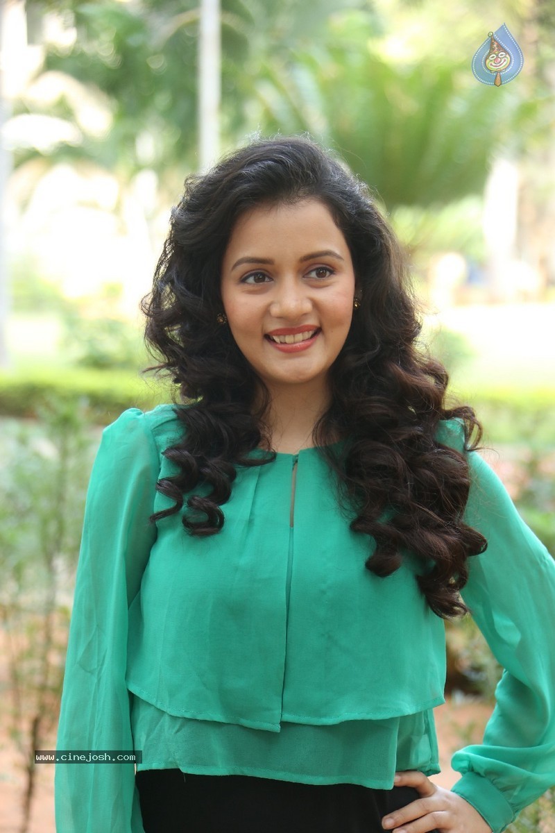 Sulagna Panigrahi Stills - 91 / 123 photos