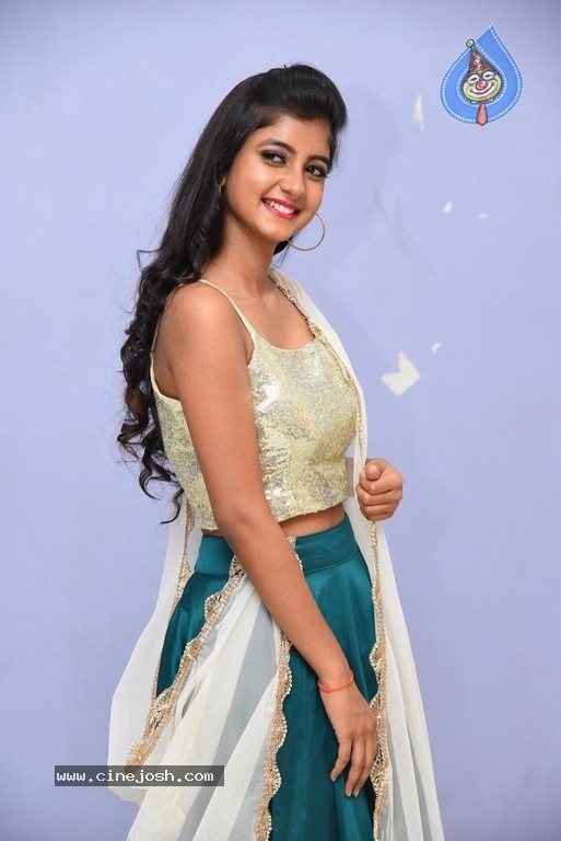 Sumaya New Photos - 5 / 17 photos