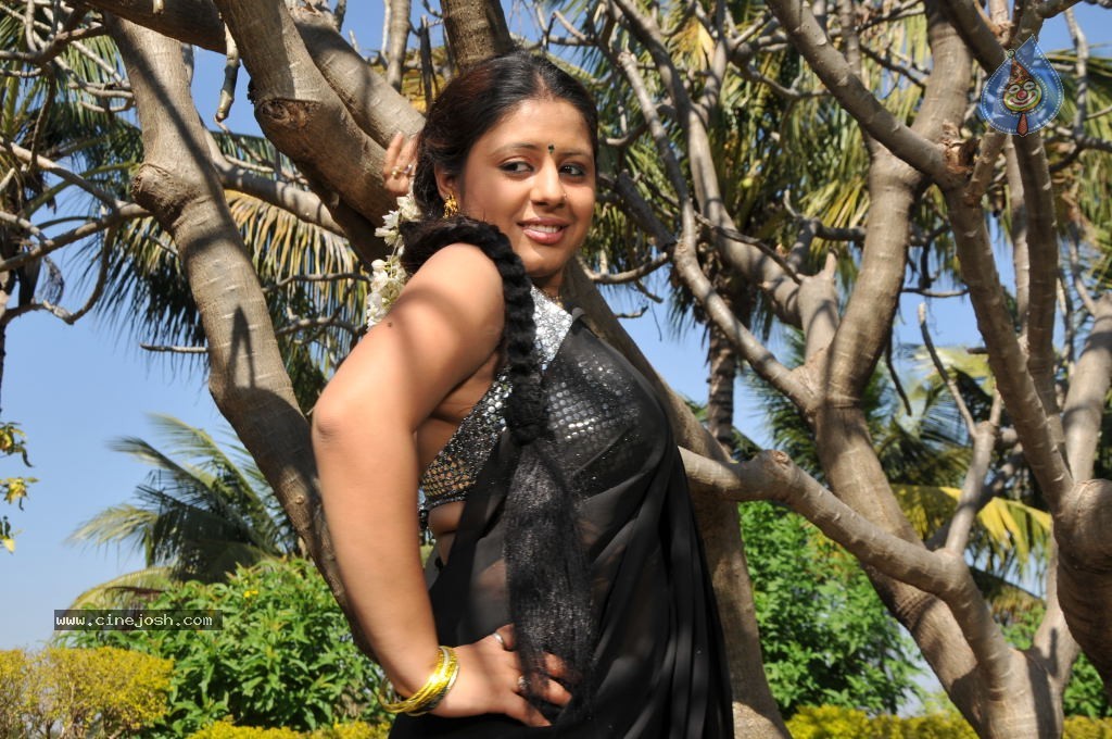 Sunakshi Hot Gallery - 111 / 111 photos