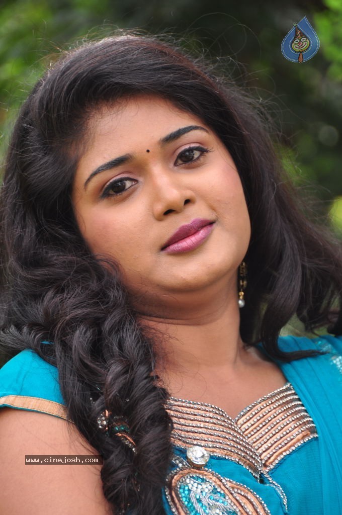 Sunitha New Photos - 19 / 64 photos