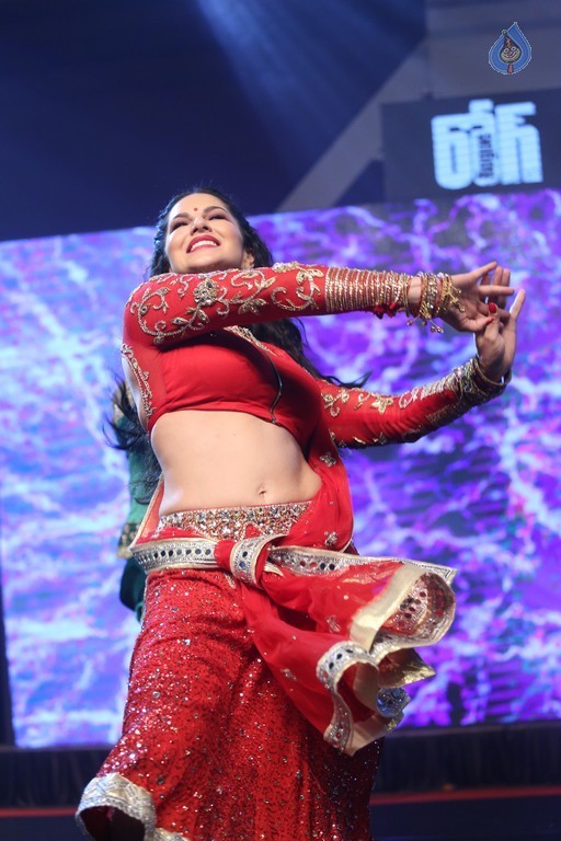 Sunny Leone at Rogue Audio Launch - 5 / 80 photos