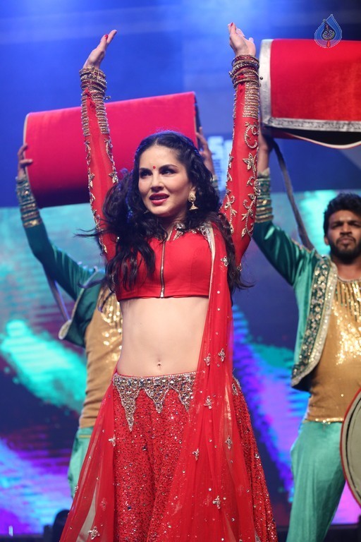 Sunny Leone at Rogue Audio Launch - 63 / 80 photos