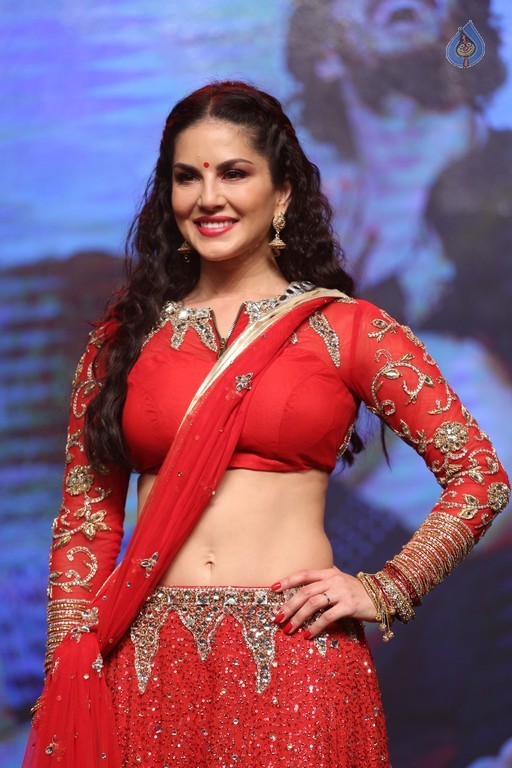 Sunny Leone at Rogue Audio Launch - 75 / 80 photos