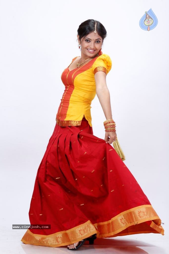 Supoorna Hot Photos - 51 / 106 photos