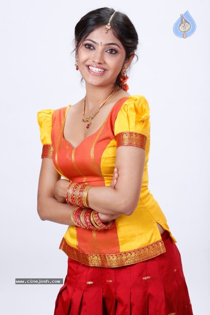 Supoorna Hot Photos - 61 / 106 photos