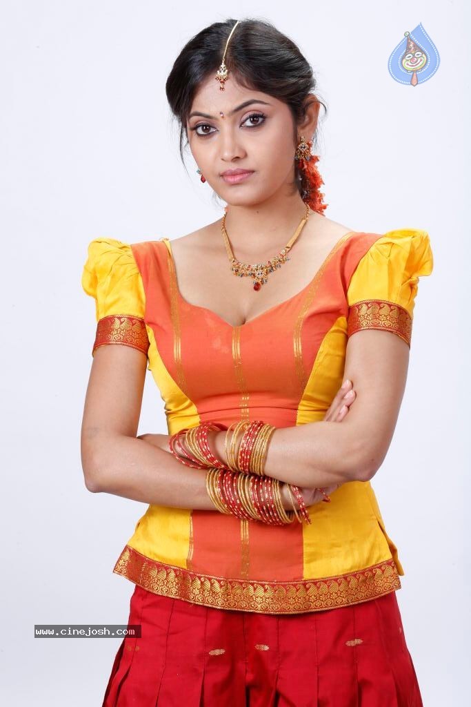 Supoorna Hot Photos - 91 / 106 photos