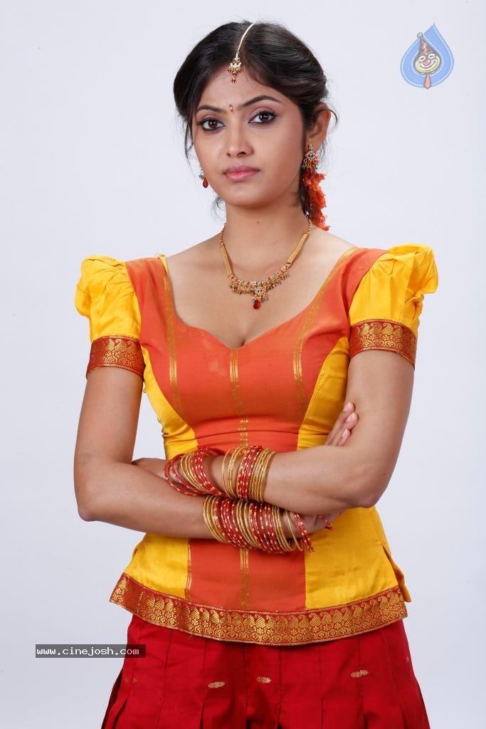 Supoorna Hot Photos - 99 / 106 photos