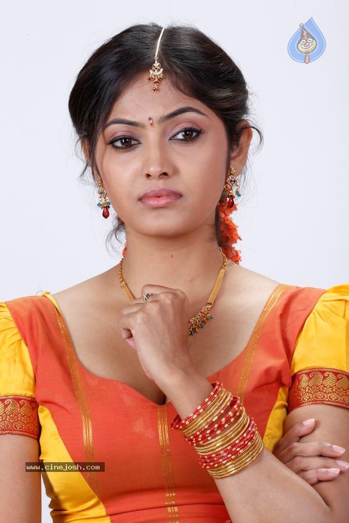 Supoorna Hot Photos - 103 / 106 photos