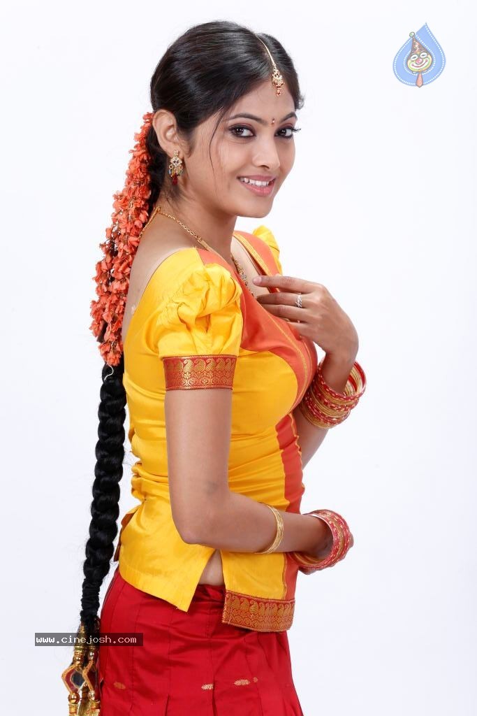 Supoorna Hot Photos - 105 / 106 photos