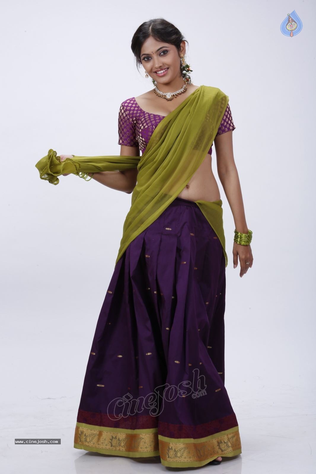 Supoorna New Stills - 24 / 92 photos