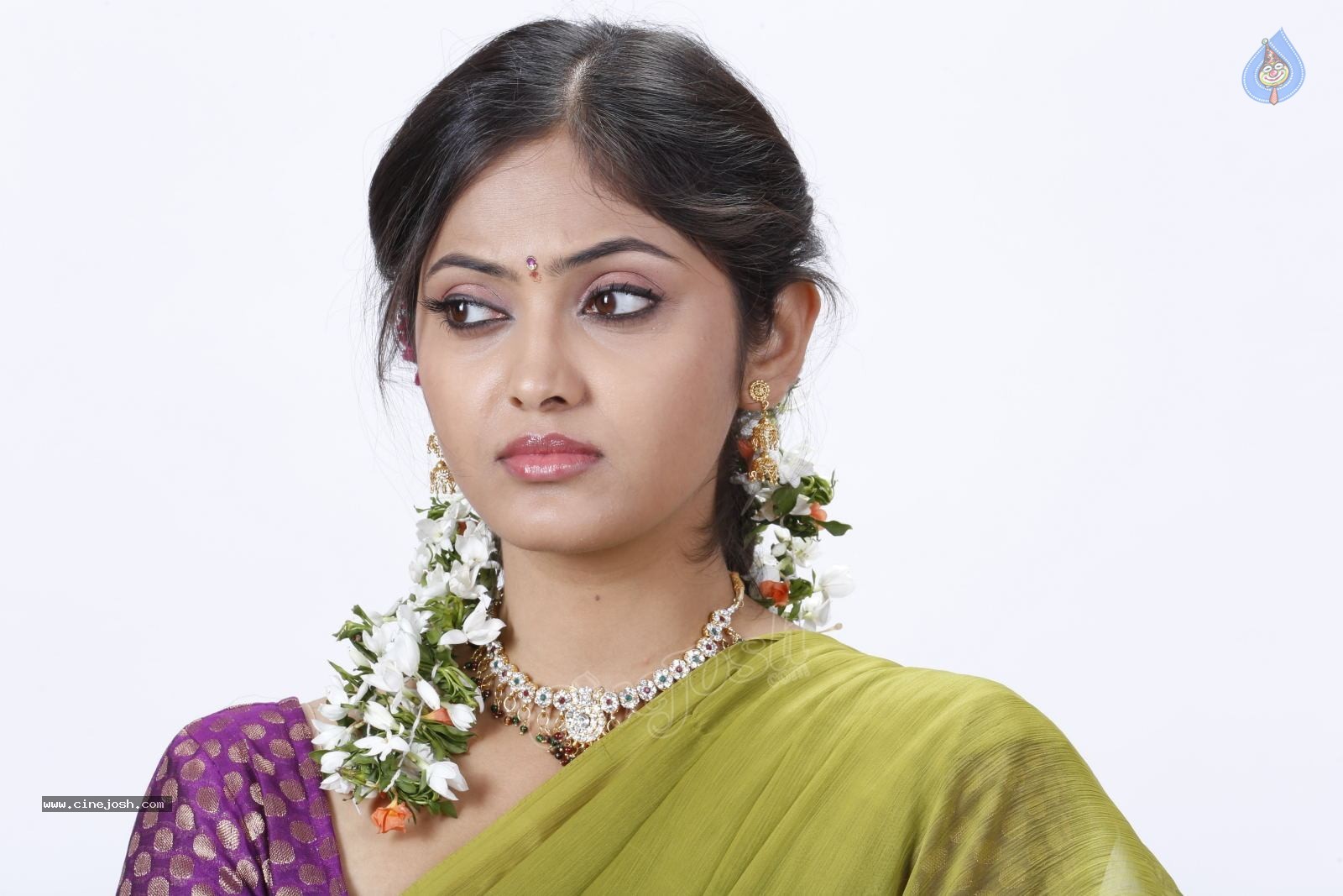 Supoorna New Stills - 86 / 92 photos