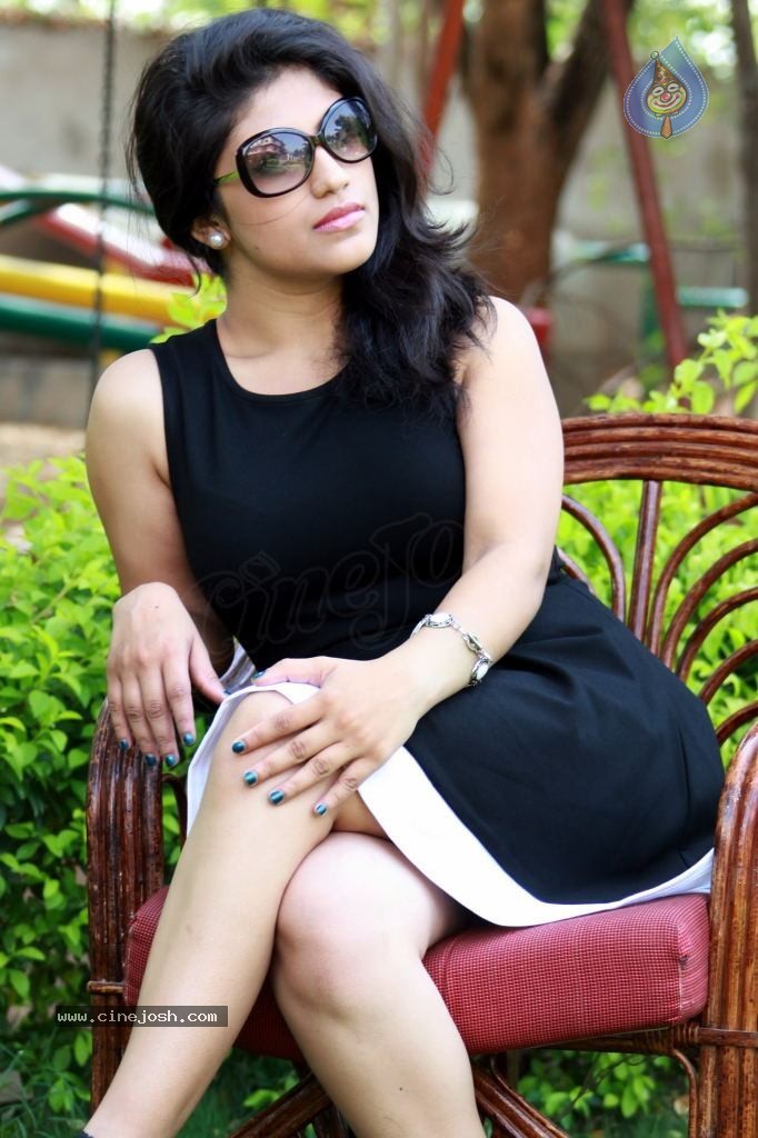 Supriya Hot Gallery - 4 / 78 photos