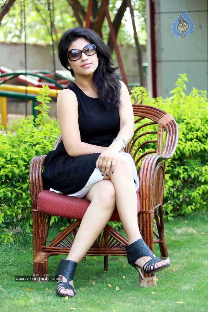 Supriya Hot Gallery - 15 / 78 photos