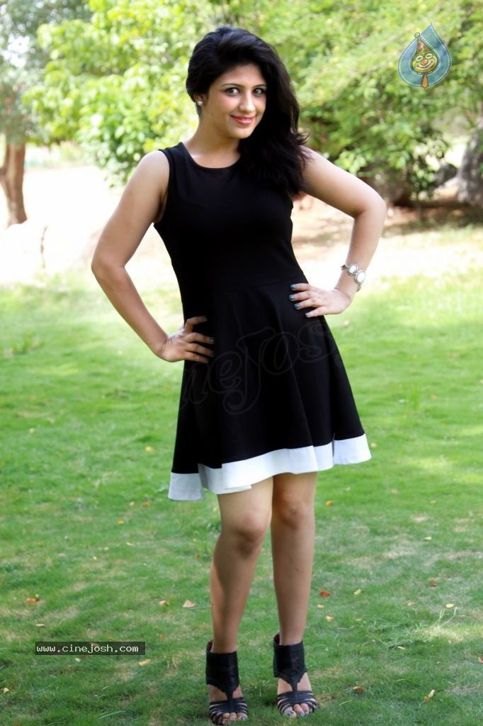 Supriya Hot Gallery - 55 / 78 photos