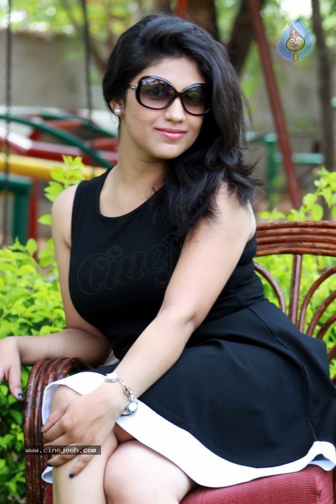 Supriya Hot Gallery - 58 / 78 photos