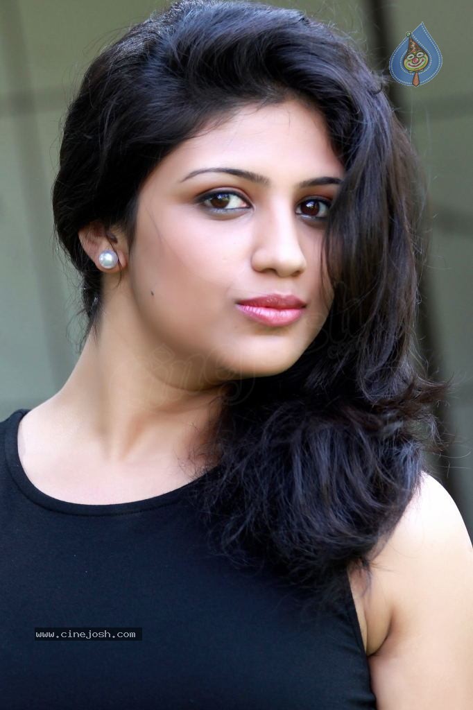 Supriya Hot Gallery - 64 / 78 photos