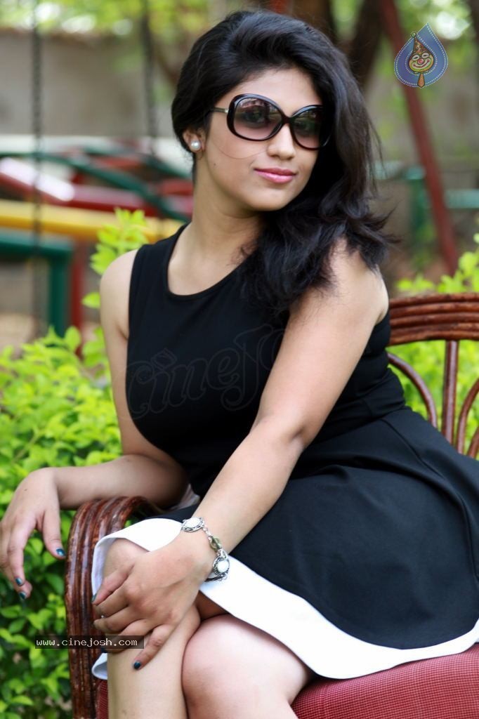 Supriya Hot Gallery - 66 / 78 photos