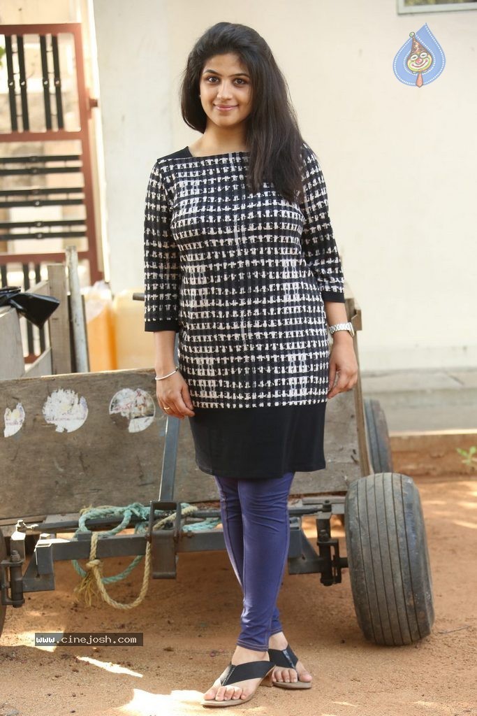 Supriya Isola New Photos - 28 / 85 photos