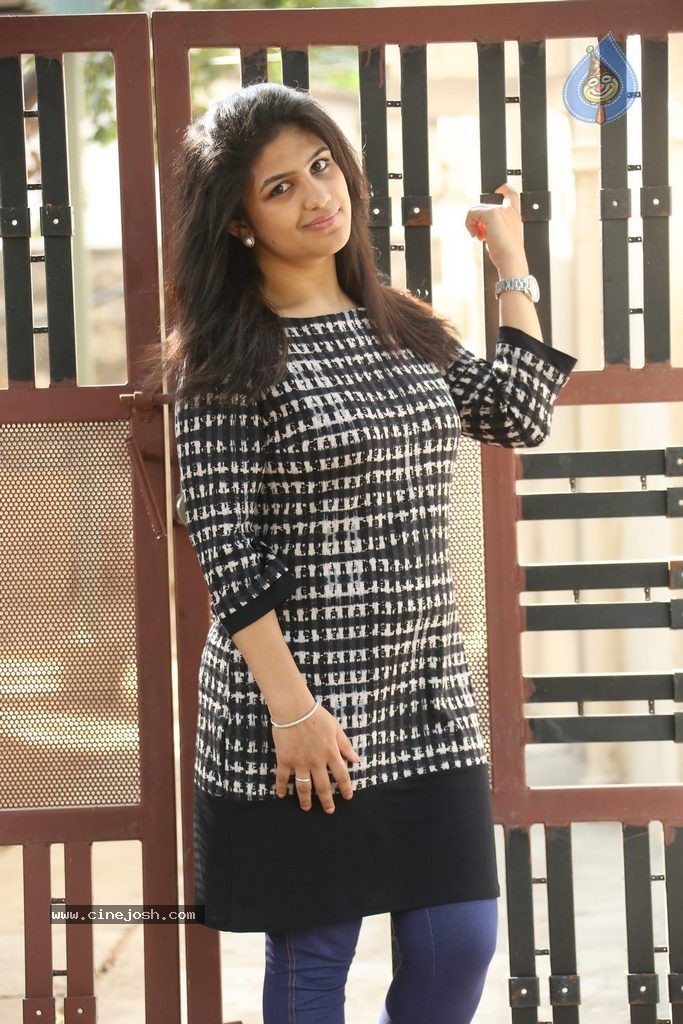 Supriya Isola New Photos - 60 / 85 photos