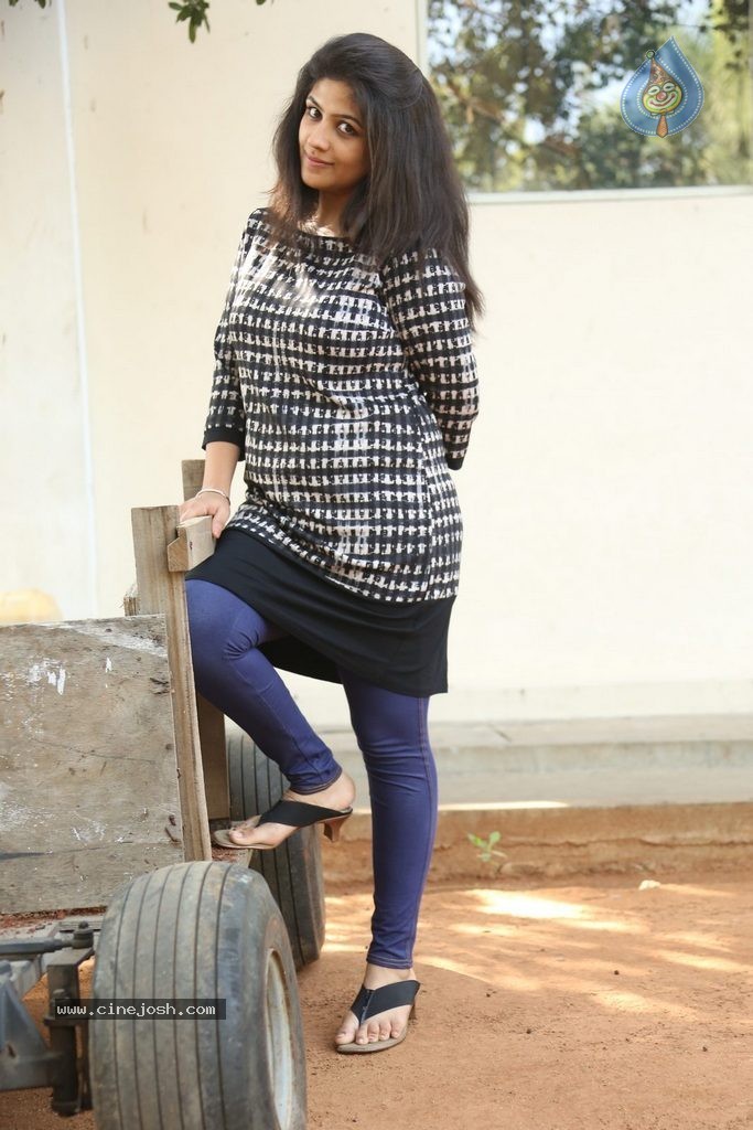 Supriya Isola New Photos - 67 / 85 photos