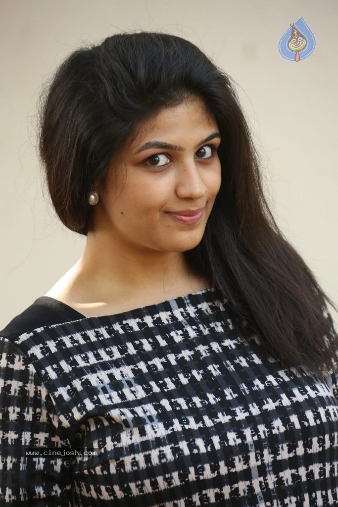 Supriya Isola New Photos - 76 / 85 photos