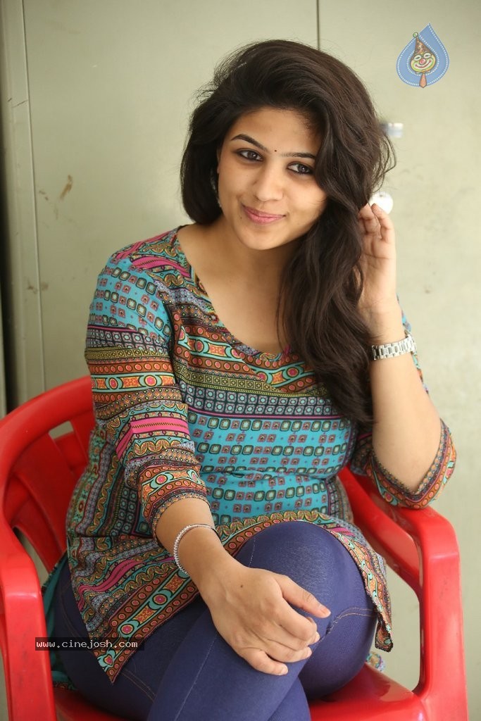 Supriya Isola New Stills - 33 / 90 photos