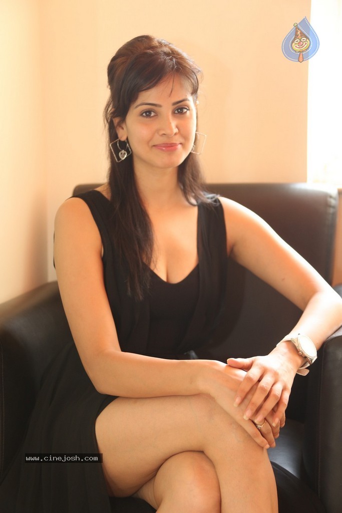 Supriya Sailaja Hot Stills - 10 / 95 photos