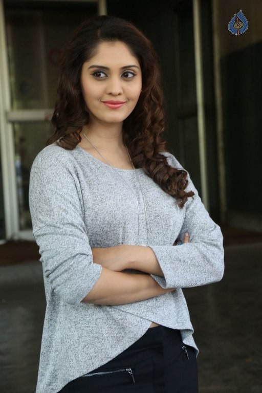 Surabhi Latest Photos - 5 / 42 photos