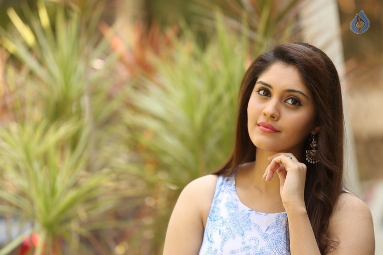 Surabhi New Photos - 6 / 42 photos