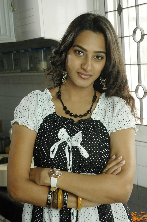 Surekha Vani photos - 9 / 35 photos