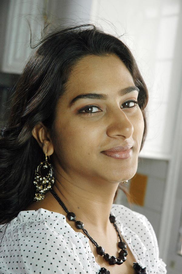 Surekha Vani photos - 12 / 35 photos