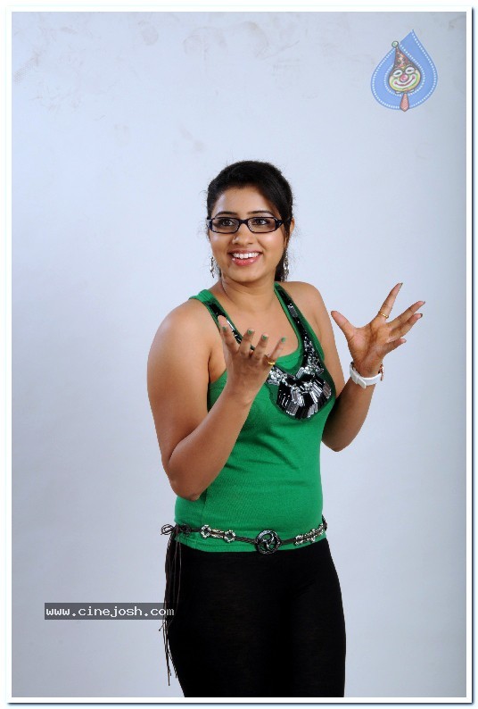 Sushma New Stills - 2 / 23 photos