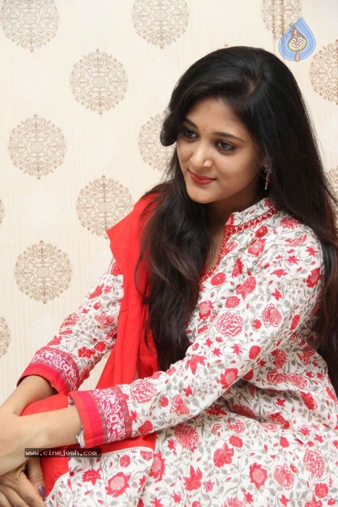 Sushma New Stills - 2 / 130 photos