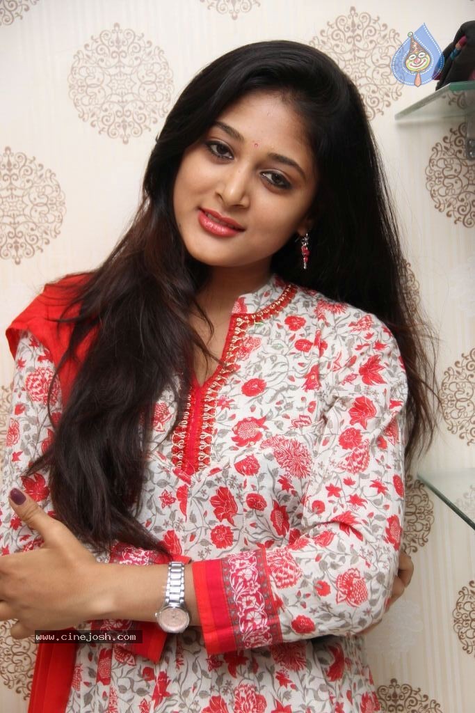 Sushma New Stills - 21 / 130 photos