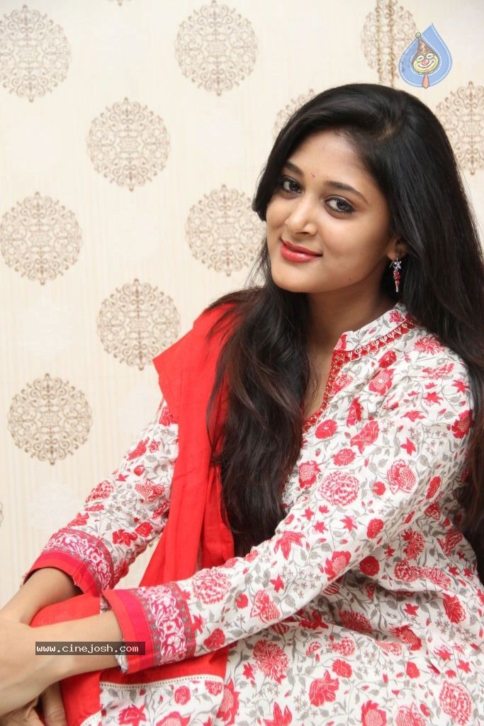 Sushma New Stills - 56 / 130 photos