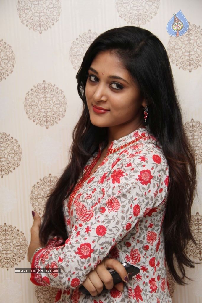 Sushma New Stills - 62 / 130 photos