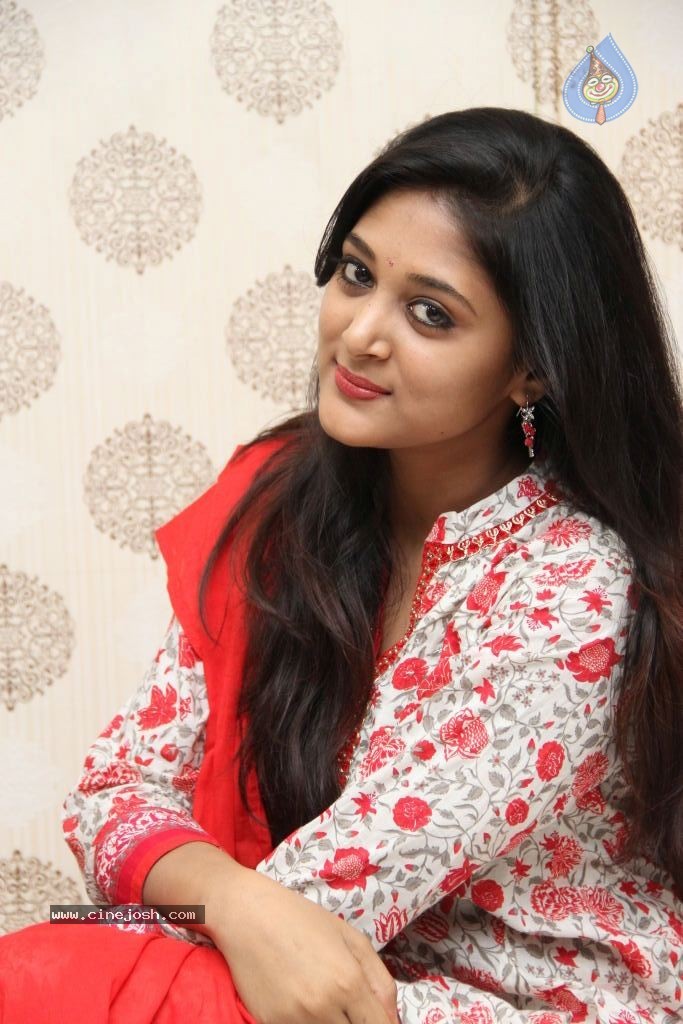 Sushma New Stills - 69 / 130 photos