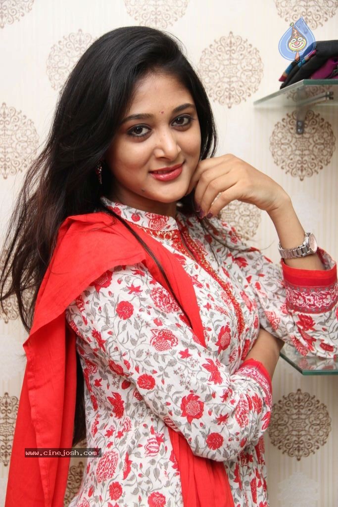 Sushma New Stills - 70 / 130 photos