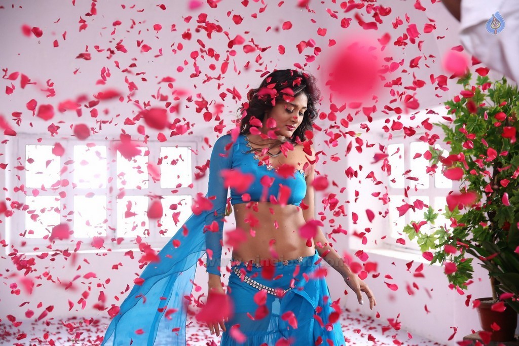 Sushma Raj Latest Gallery - 52 / 126 photos